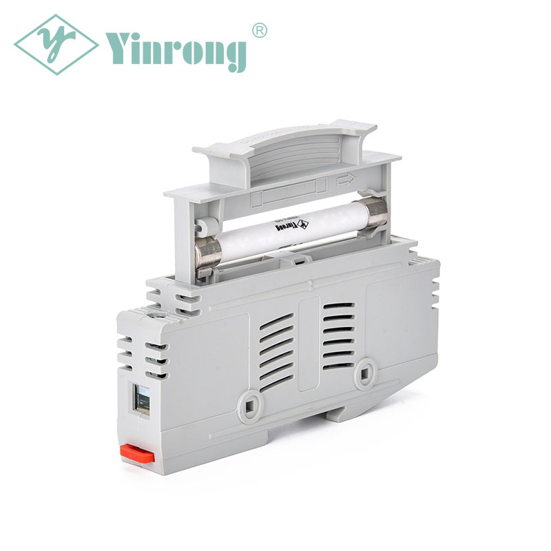 מדוע מחזיק נתיך מסילת מסילת DIN 1500VDC 30A 10×85 מ