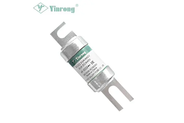מדוע הנתיך במהירות גבוהה בסגנון 690V 125A BS88 חיוני עבור מערכות הגנת חשמל מודרניות