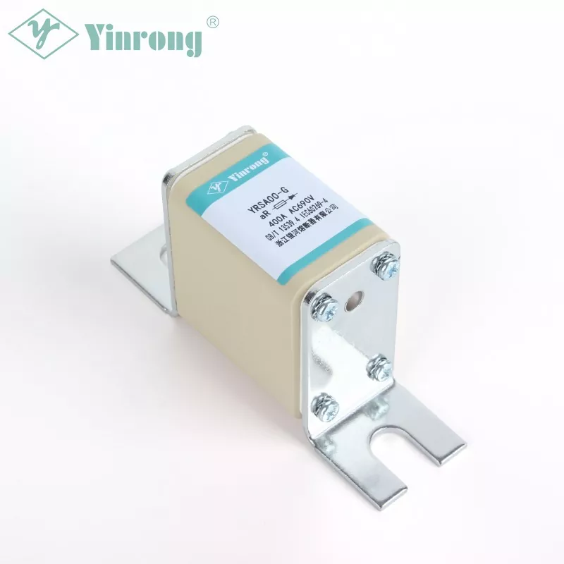 690V DIN Blade Square Body Speed ​​High Speed